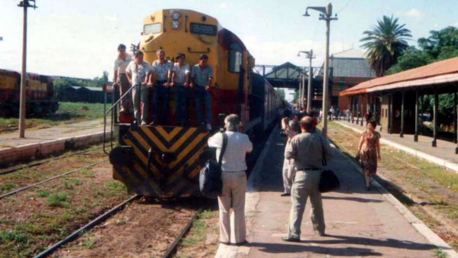 EL DIA QUE NOS AFANAMOS UN TREN